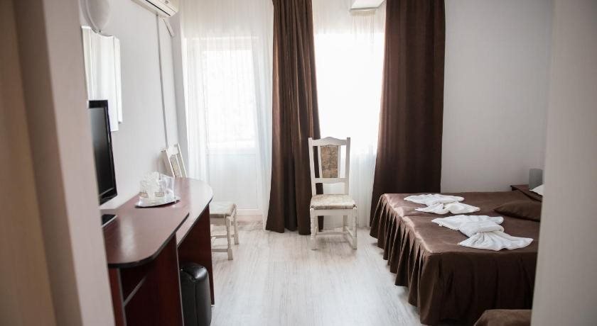 Hotel Dynes - 779