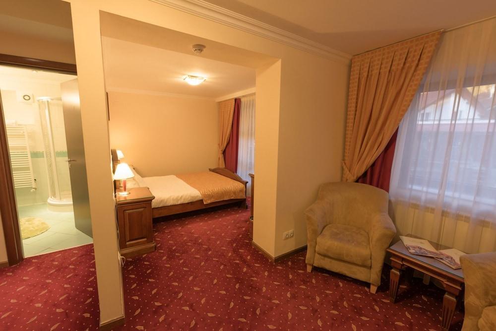 Hotel Edelweiss - 993
