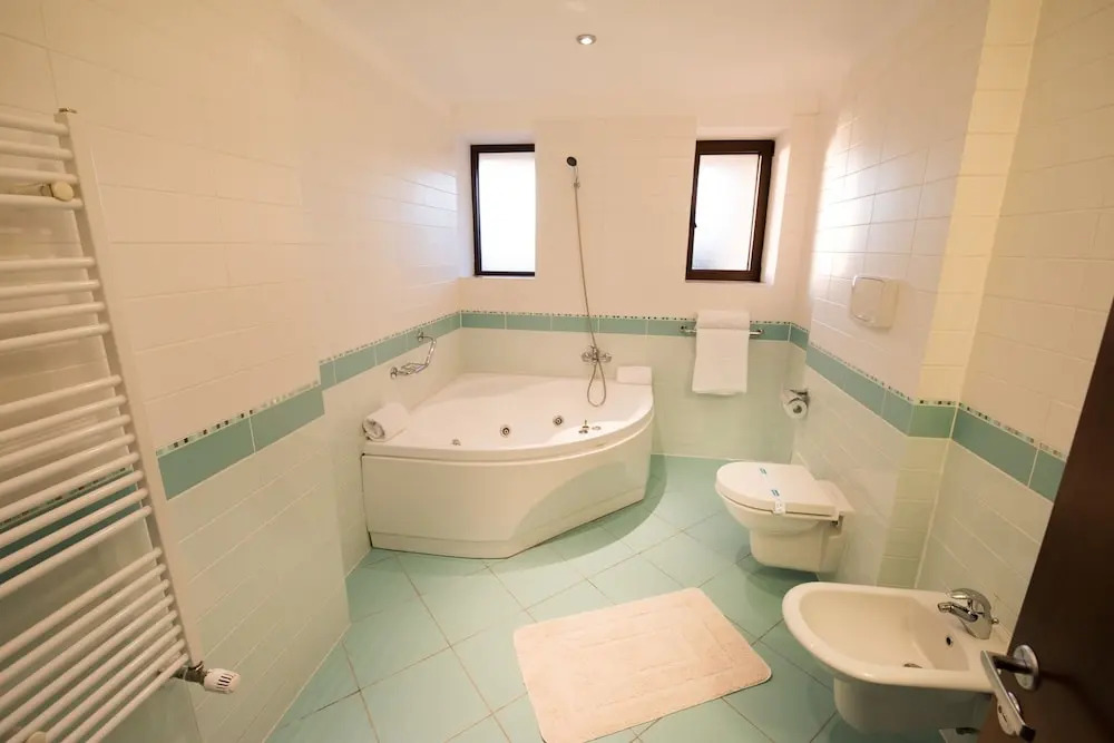 Hotel Edelweiss - 840