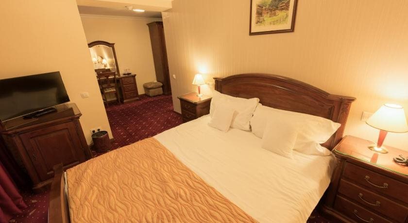 Hotel Edelweiss - 912