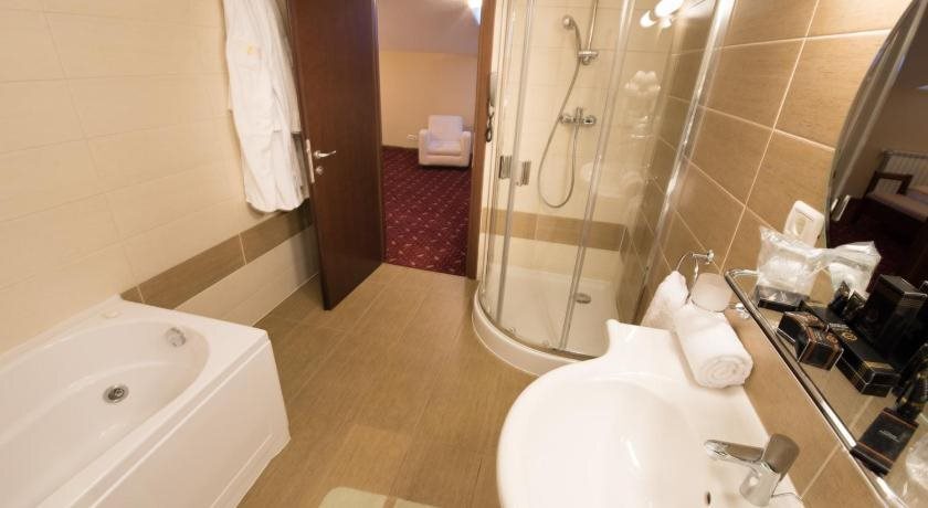 Hotel Edelweiss - 366