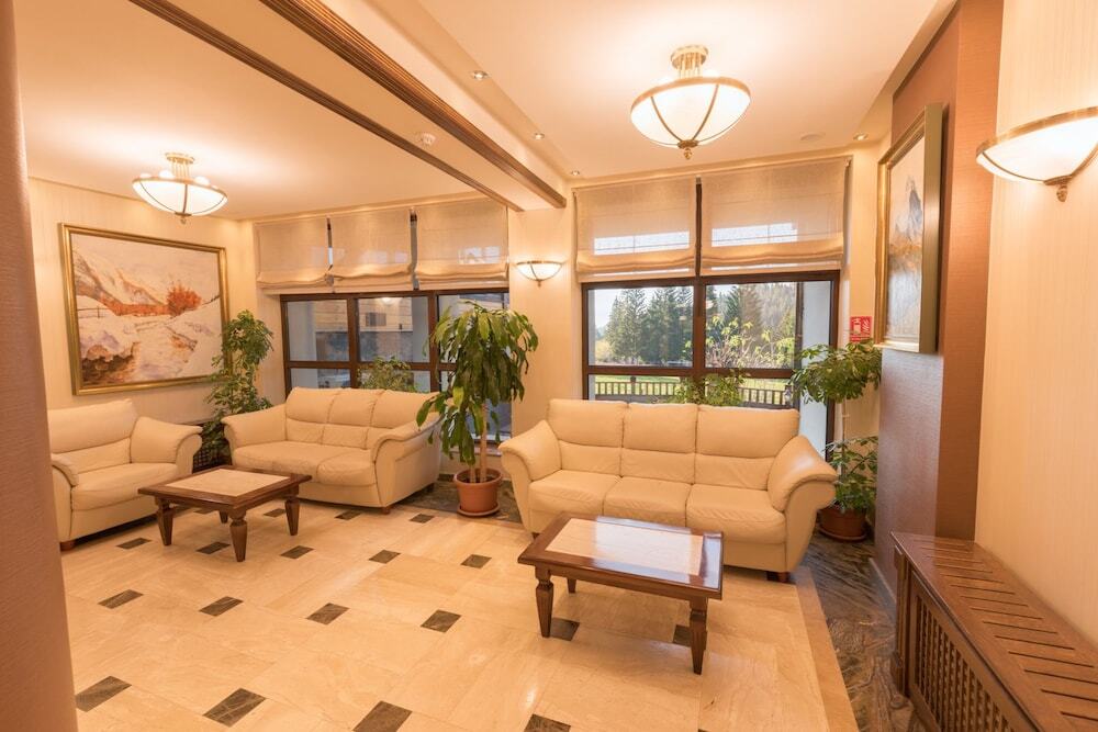 Hotel Edelweiss - 982