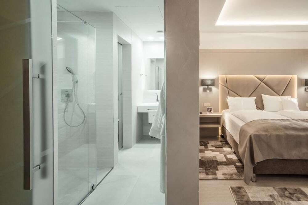 Hotel Eden Garden Spa - 951