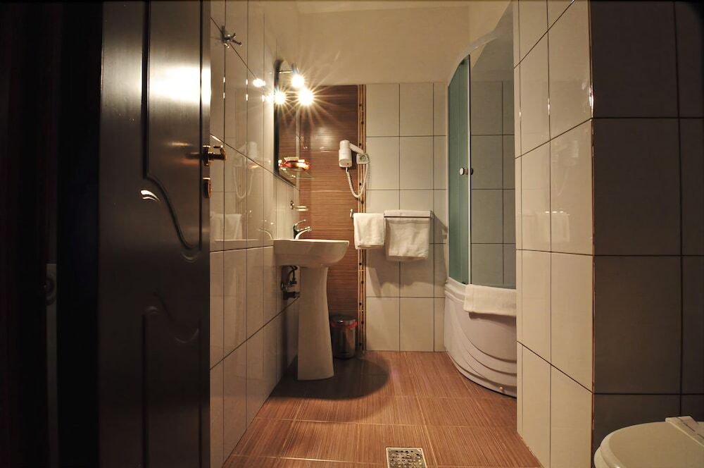 Hotel Eden - 128