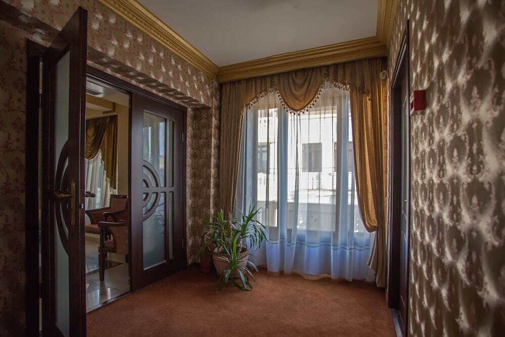 Hotel Eden - 684
