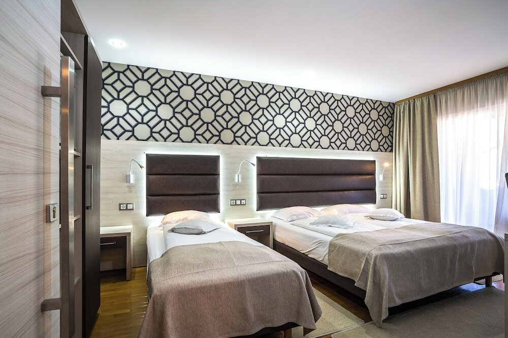 Hotel Eden - 905