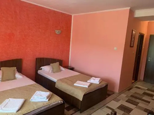 Hotel Eden - 579