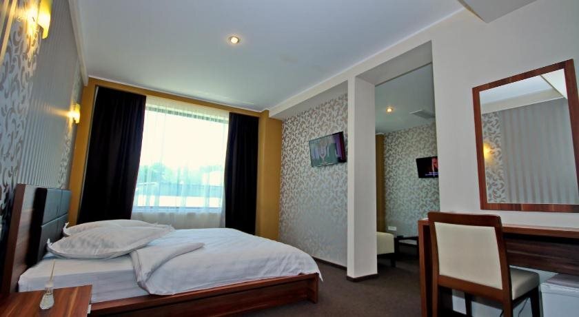 Hotel Eden - 991