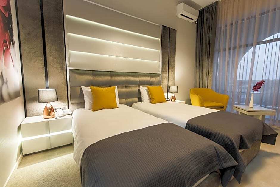 Hotel Edma - 644