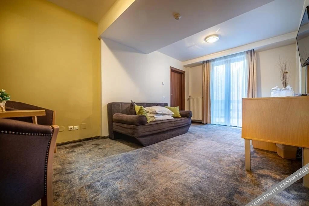 Hotel Escalade - 495