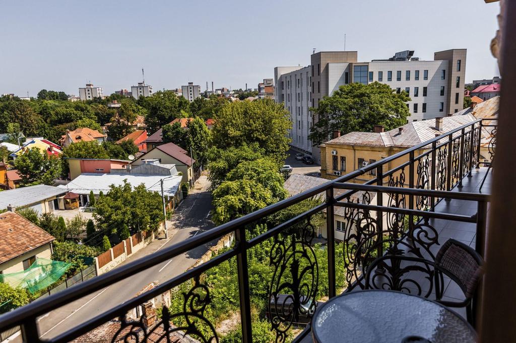 Hotel Golden House - 605