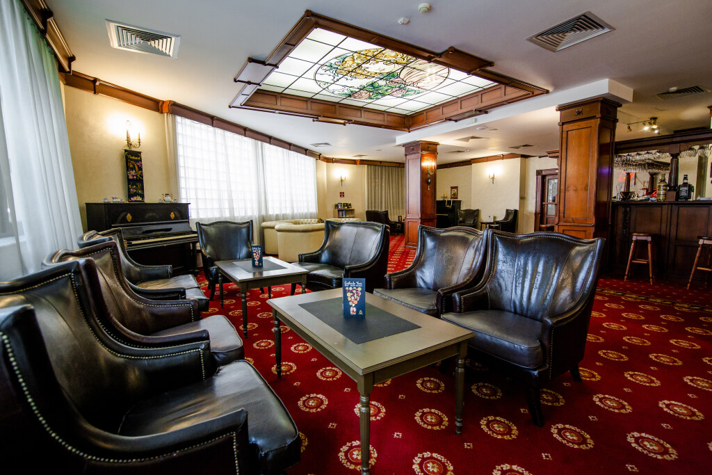 Hotel Golden House - 161