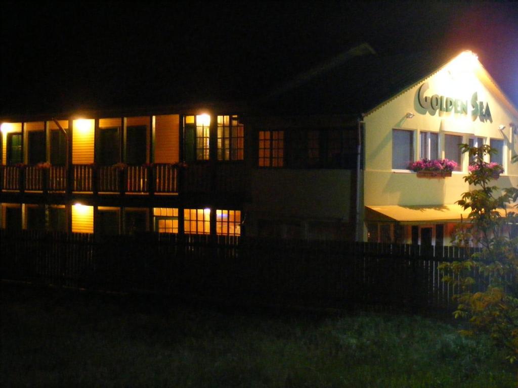Hotel Golden Sea - 102