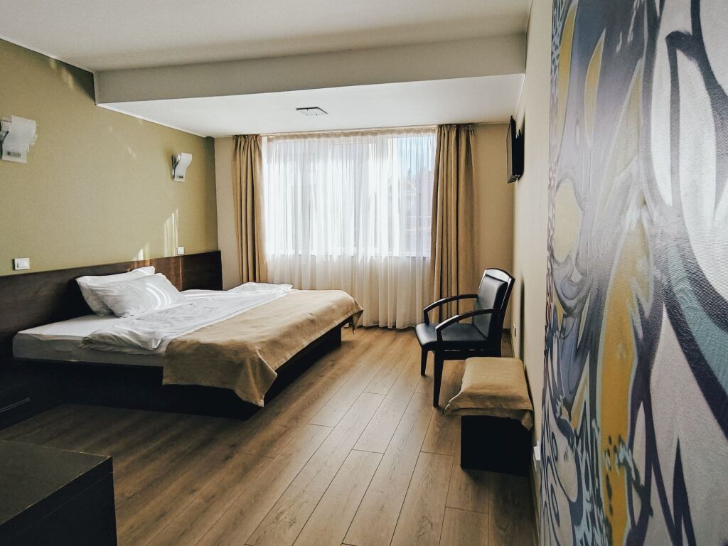 Hotel Graffiti - 858