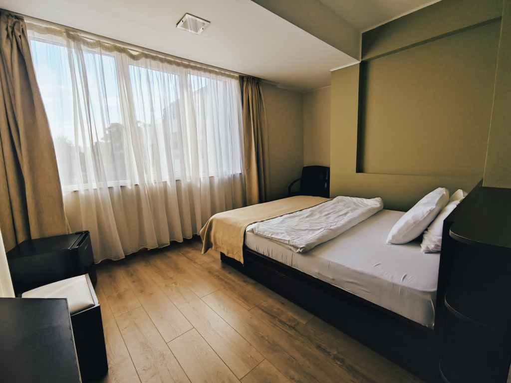 Hotel Graffiti - 444