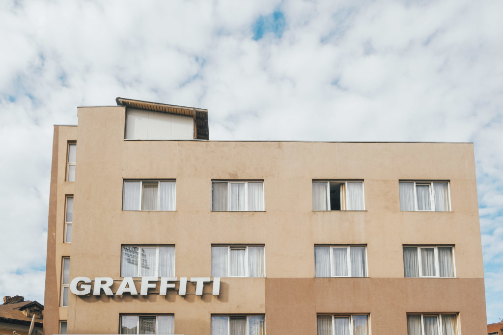 Hotel Graffiti - 918