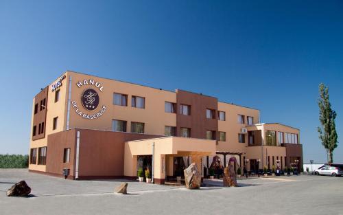 Hotel Hanul de la Rascruce - 831