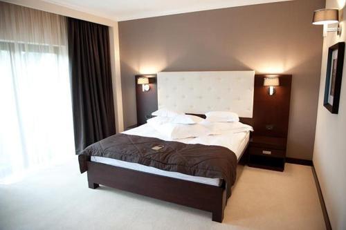 Helen Hotel - 279