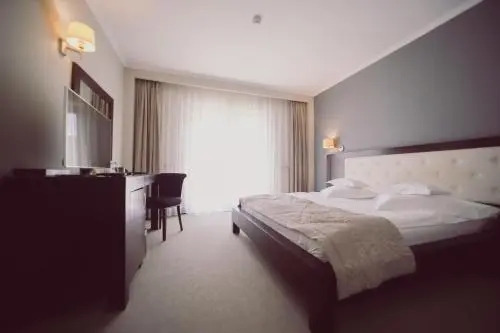 Helen Hotel - 681