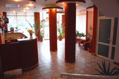 Hotel Holiday - 938