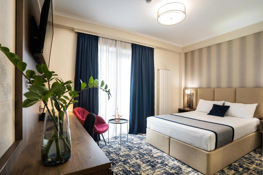 Hotel Imperio Cernavoda - 562
