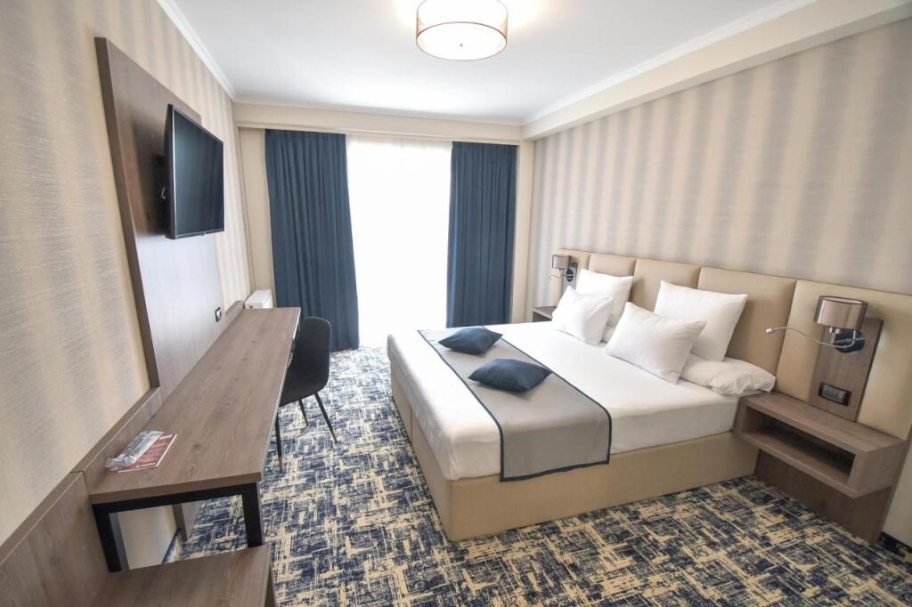 Hotel Imperio Cernavoda - 828