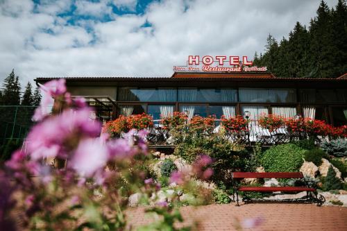 Hotel Lacu Rosu - 614