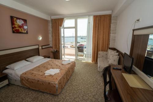 Hotel Laguna - 374