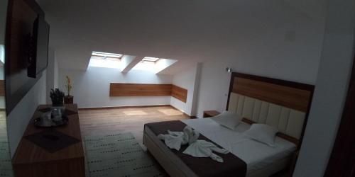 Hotel Laguna - 904