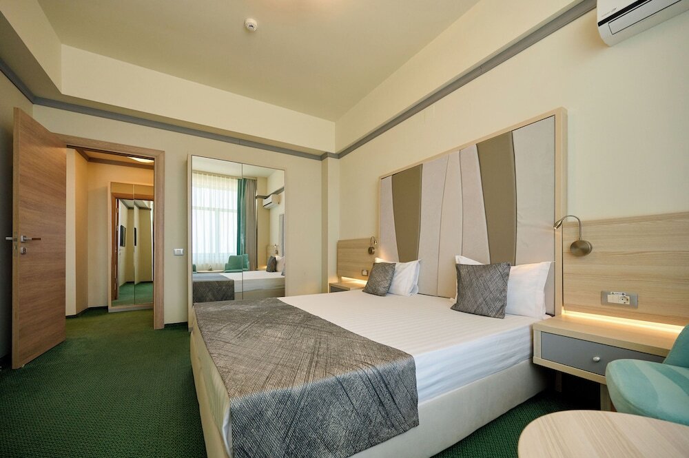 Hotel Malibu Mamaia - 728