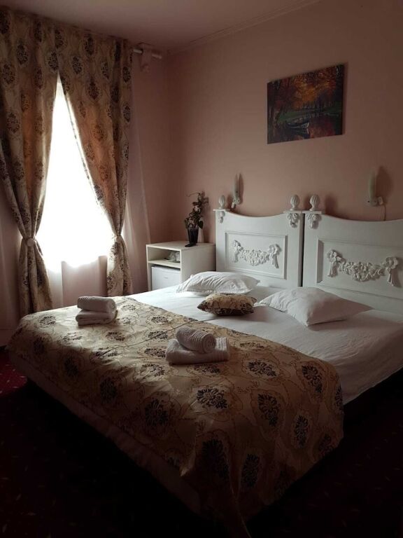 Hotel Darosy - 350