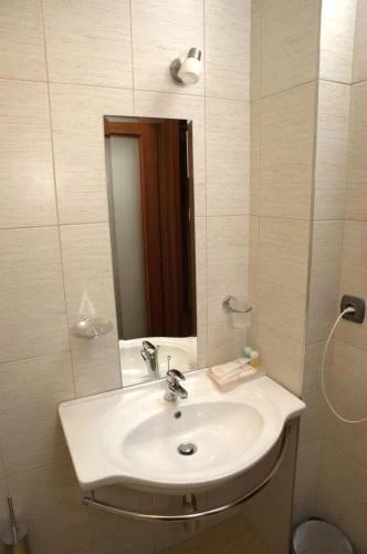 Hotel Mariflor - 950