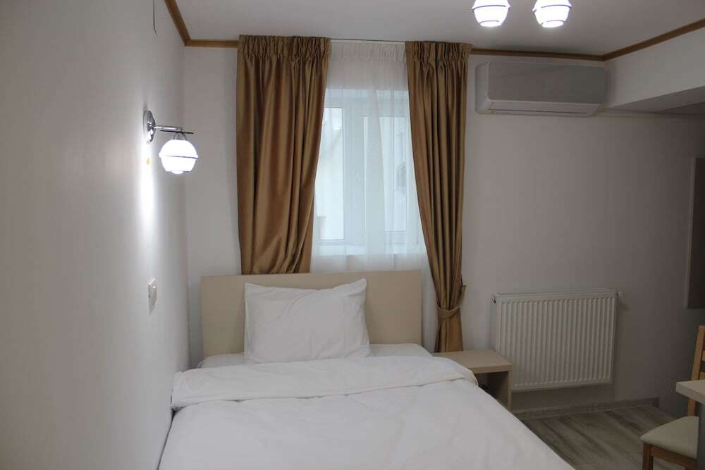 Hotel Marina SRL - 295