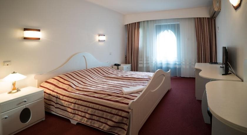 Hotel Marion - Pădurea Rotundă*** - 585