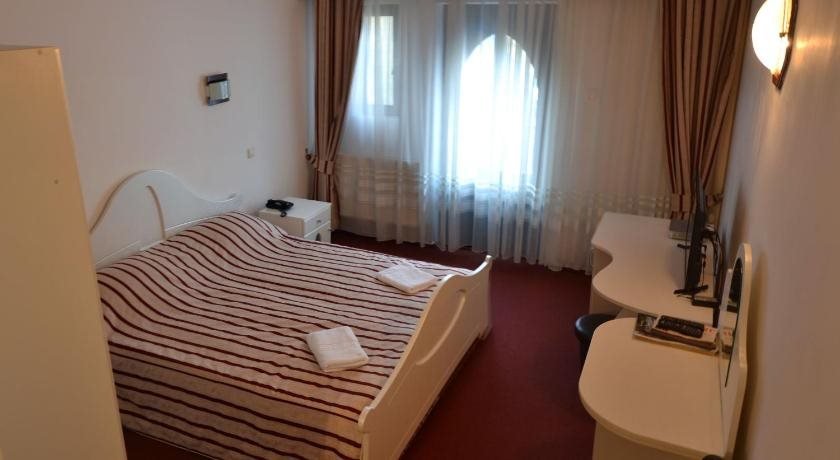 Hotel Marion - Pădurea Rotundă*** - 648