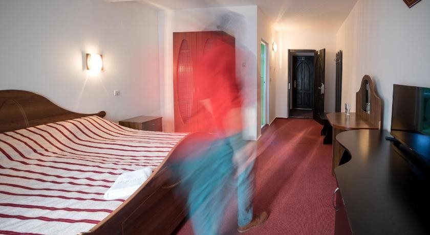Hotel Marion - Pădurea Rotundă*** - 377