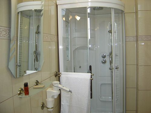 Hotel Maryo - 849