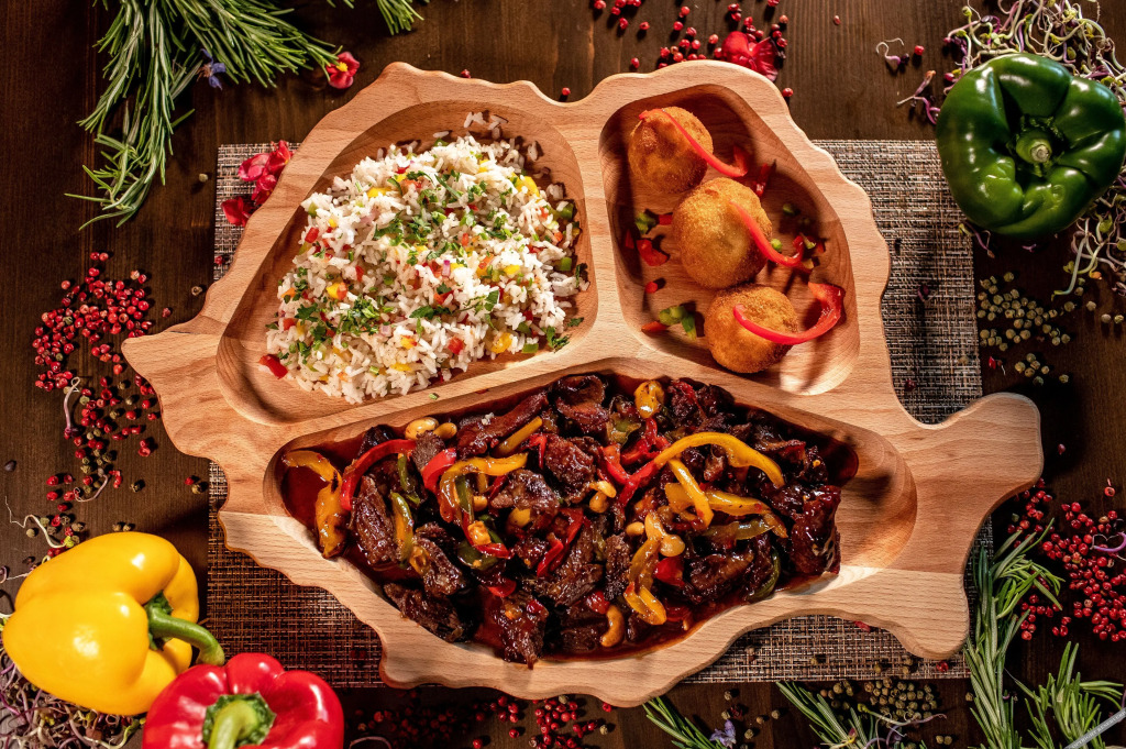Suru Hotel & Restaurant - 443