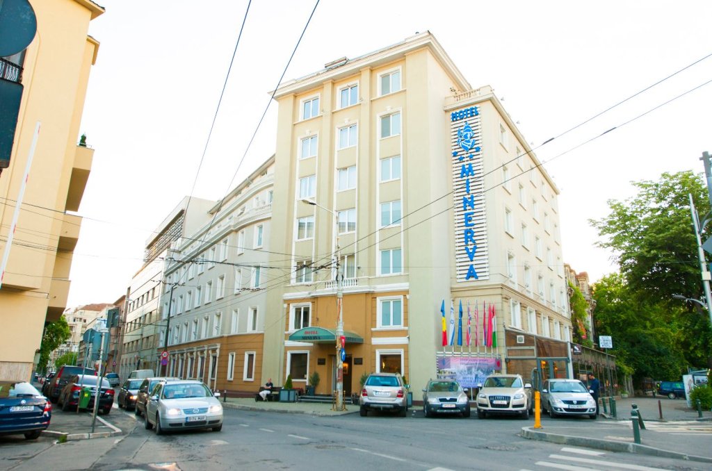 Hotel Minerva - 905