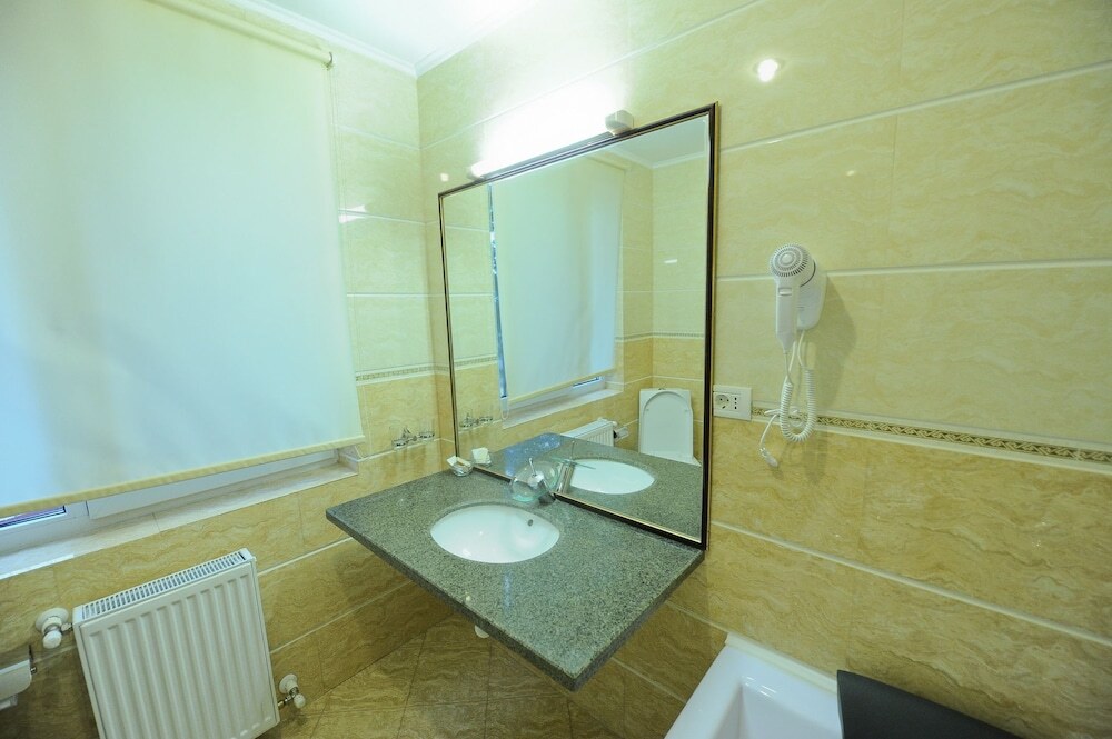 Hotel Mondial - 538