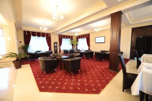 Hotel Mondial - 218