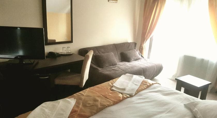 Hotel Mont Blanc - 879