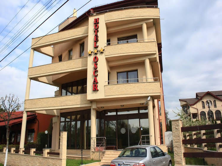 Hotel Oscar - 390