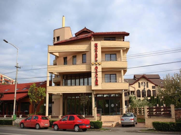 Hotel Oscar - 666