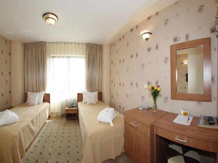 Hotel Oscar - 485