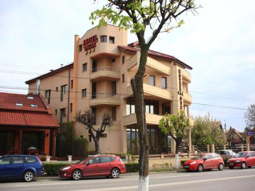 Hotel Oscar - 255
