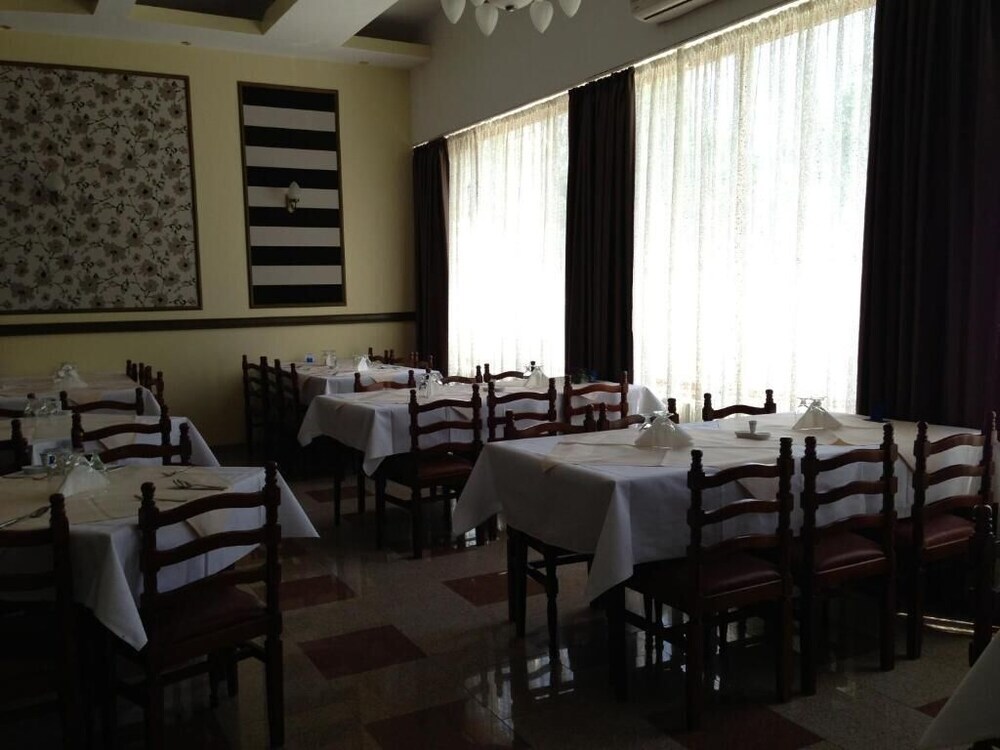 Hotel Ovidiu - 396