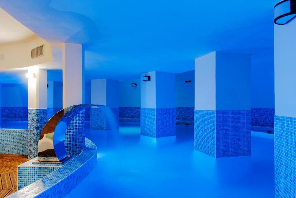 Hotel Palace - 826