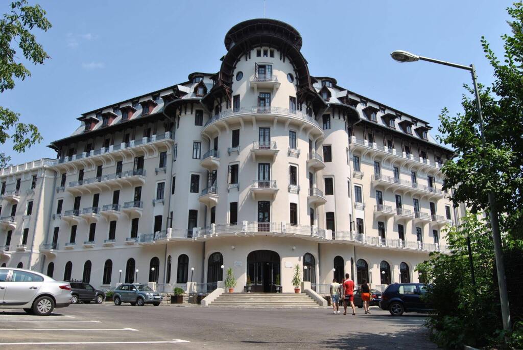 Hotel Palace - 585