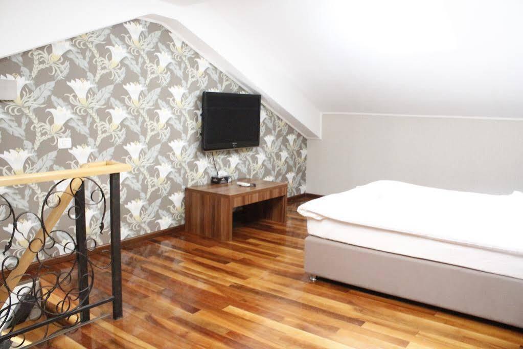 Hotel Papion - 503